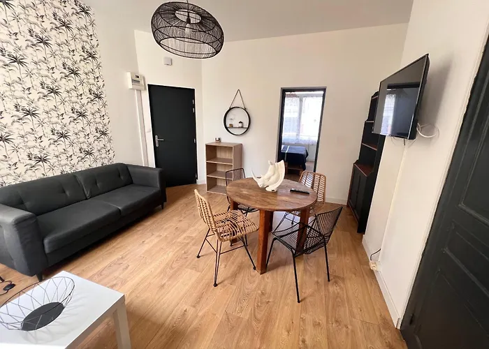 Appartement Joli Avec Cour Privee Duinkerke